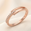 Vioraa Minimalist Diamond Accent Ring