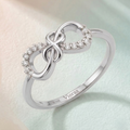 Vioraa Infinity Heart Diamond Ring