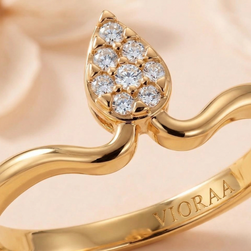 Elegant Teardrop Diamond Cluster Ring