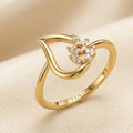 Aurelia Leaf Curve Diamond Ring